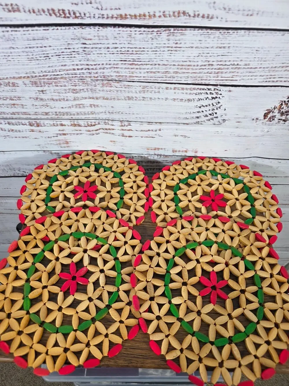 VTG (4) Bamboo Bead Trivets Christmas Wood Red Green Kitchen Decor 70s